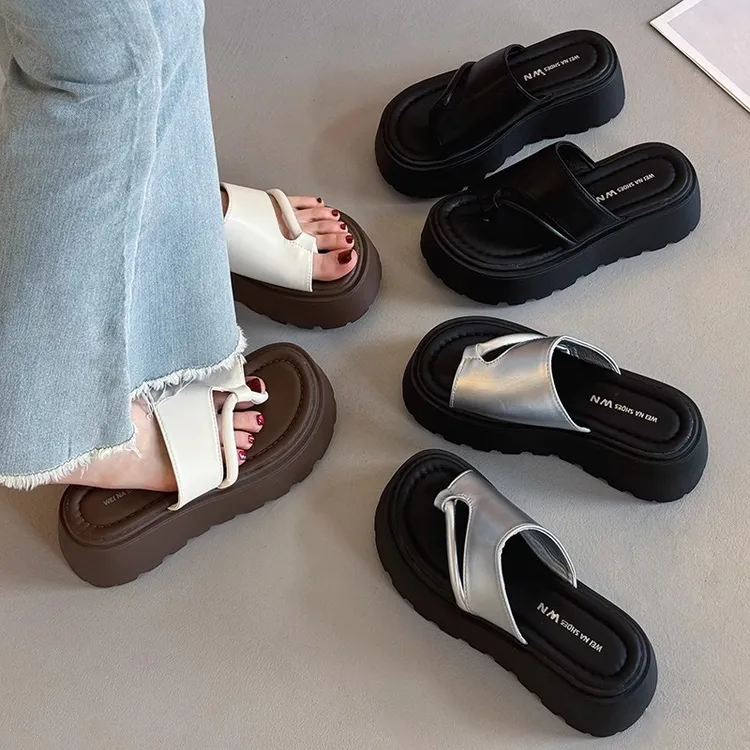 马克西姆套趾一字拖凉拖外穿女平底软ins女鞋夏季厚底平底夏百搭