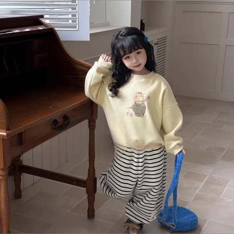 女童韩版加绒卫衣套装2025新款秋冬季儿童卡通上衣条纹裤两件套
