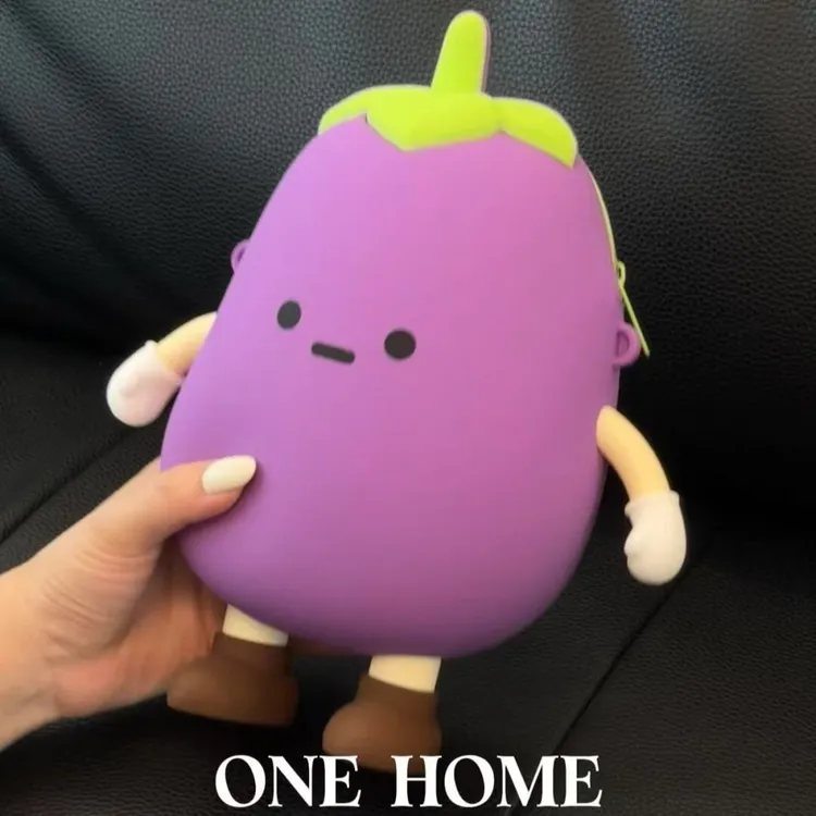 ONE 蔬菜系列可爱茄子硅胶手机包情绪可爱零钱口红包旅行收纳包ZW