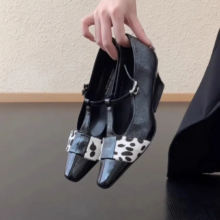 Elingjk/4.5cm时尚方头马毛波点拼接丁字扣带浅口玛丽珍坡跟单鞋