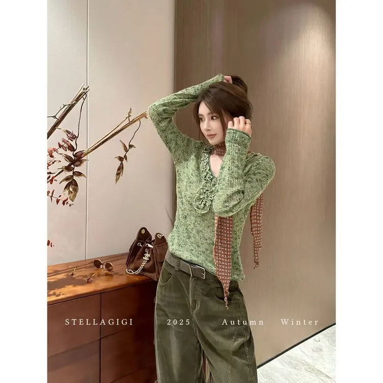 SG / 杨依姗 AW韩系氛围感 V领木耳花边长袖T恤T-20252203