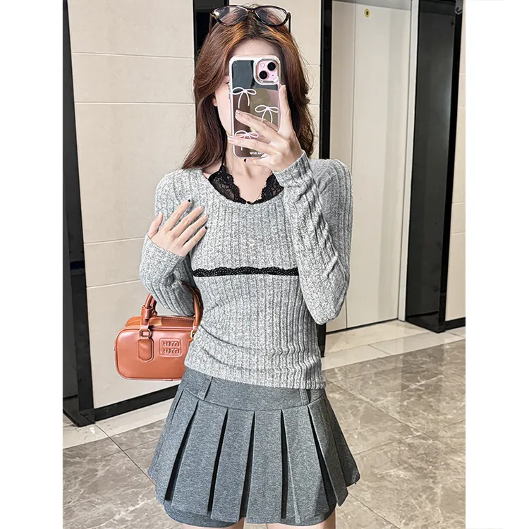 蕾丝拼接挂脖磨毛长袖T恤女2025早秋新款修身打底显瘦假两件上衣