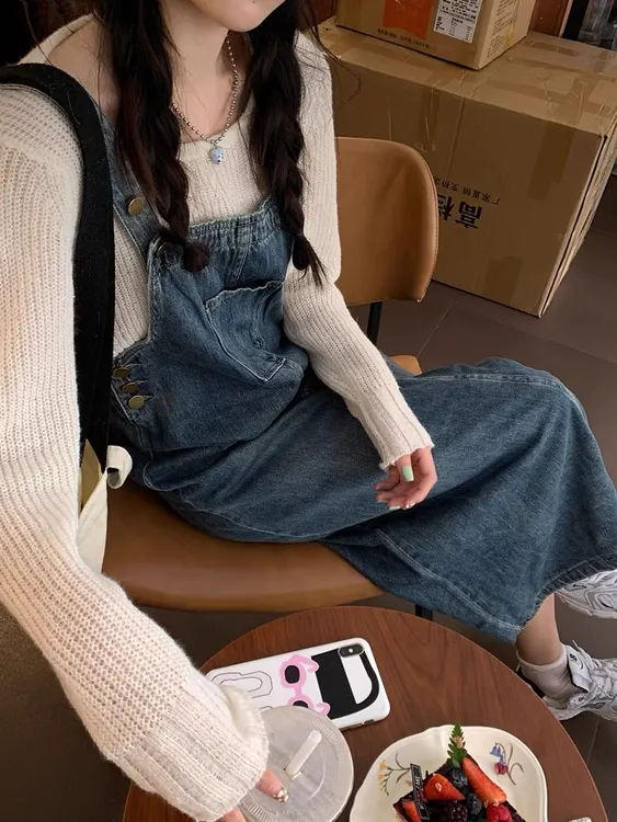 复古牛仔背带裙女夏设计感小众2025新款小个子吊带连衣裙显瘦长裙