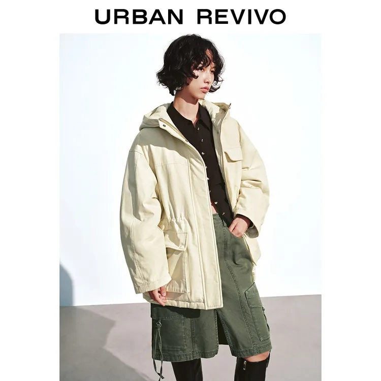UR2025冬季新款女装休闲工装风多口袋连帽羽绒服UYV150075