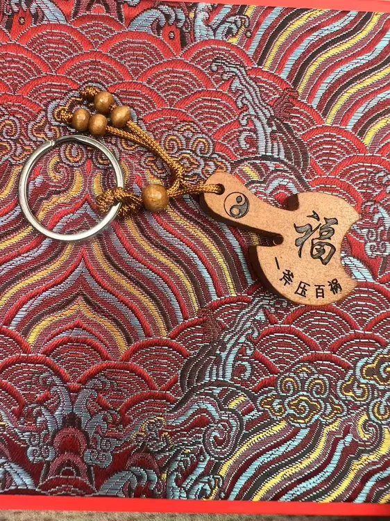 高级创意纯正桃木斧手工打磨可随身携带的护身饰品钥匙扣