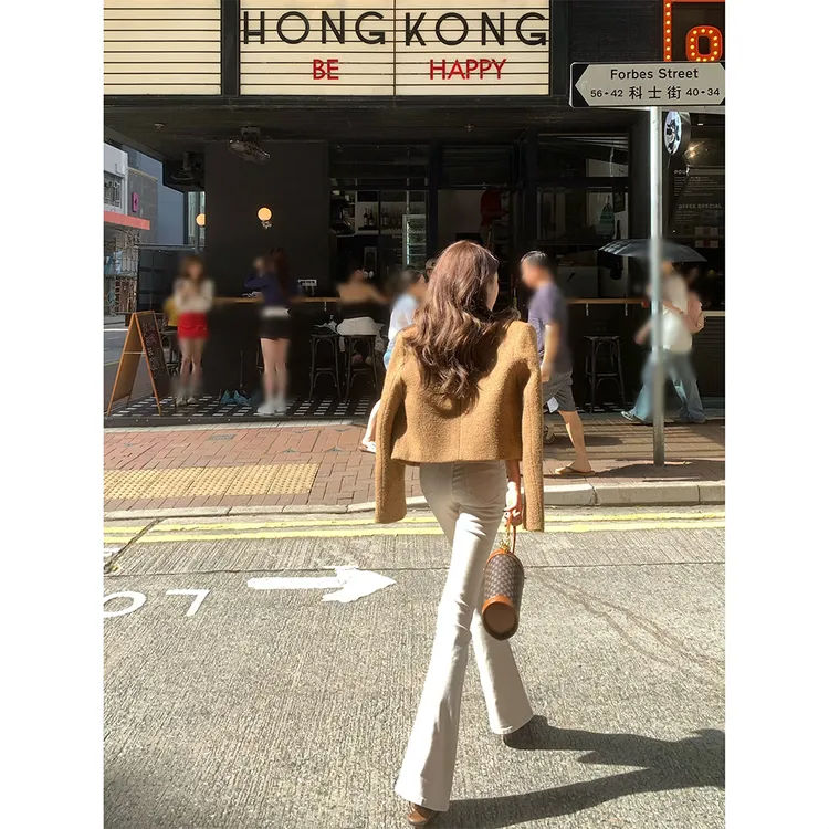 血色樱桃微喇牛仔裤女秋季2025新款辣妹港风复古中腰显瘦拖地裤子