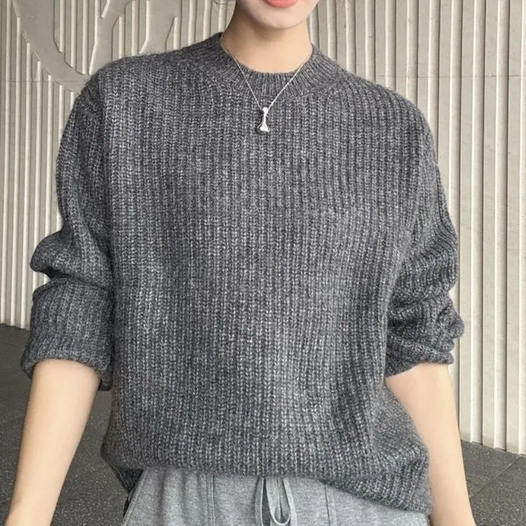 阿玛施AMASS 2025新款秋冬轻奢气质简约舒适宽长袖针织衫538084