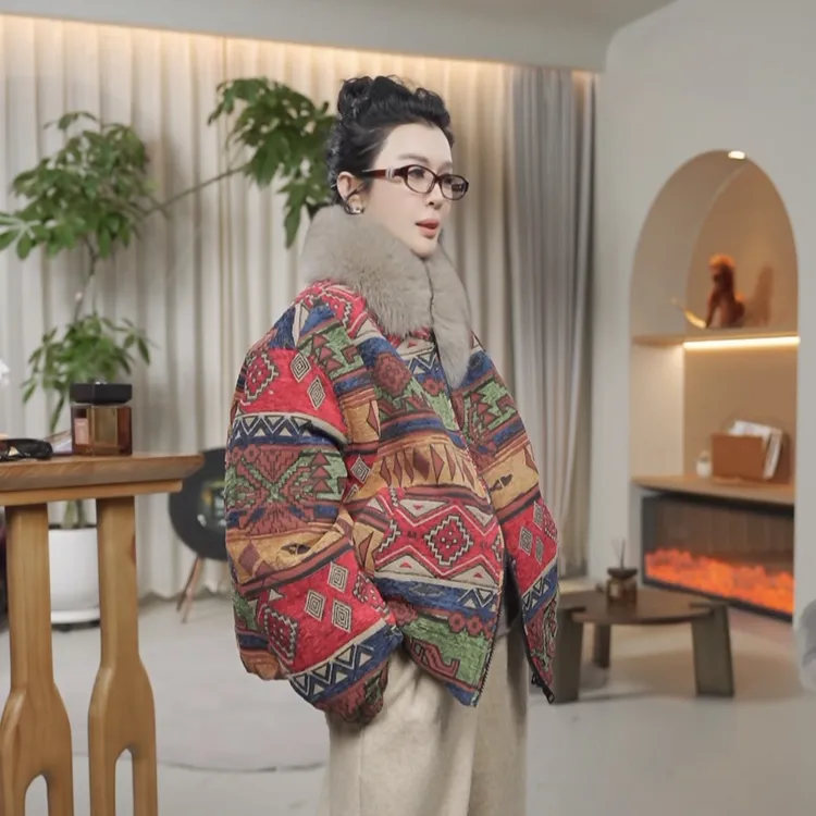 进口白鸭绒复古民族风时髦减龄羽绒服外套 MJC187