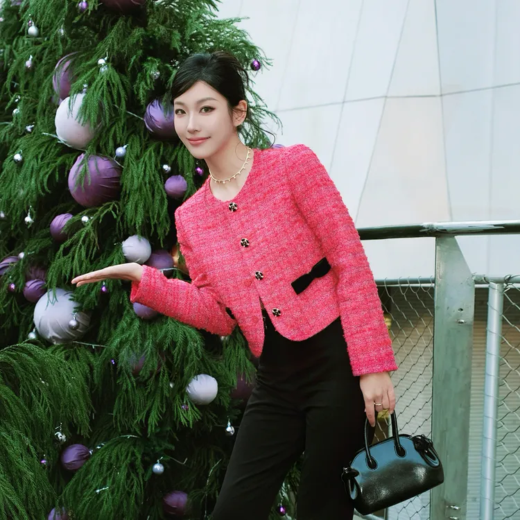 朗姿/莱茵【东方灵韵】优雅短款粗花呢上衣艳桃红色LDHANBCCJ801
