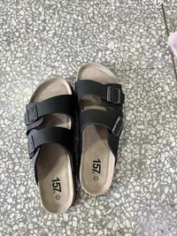 《兵哥外贸》3楼黑色麂皮绒底拖鞋 发一双 43码