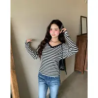 橘子树在哪儿韩版条纹V领长袖T恤女秋季款设计感收腰修身上衣打底
