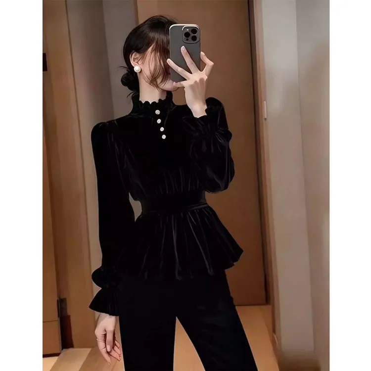 高级感轻奢黑色丝绒衬衫女秋冬2025新款设计洋气修身显瘦衬衣上衣