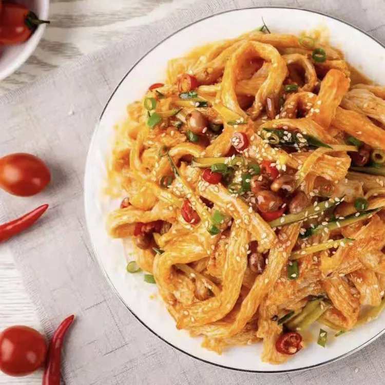 纯手工牛筋面可凉拌辣条速食干泡小吃