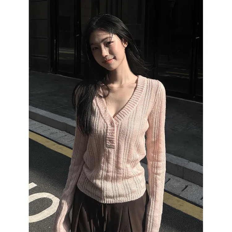 藕粉色V领毛织上衣女2025竖坑条螺纹镂空针织衫22525#