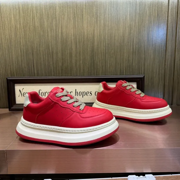 2025男鞋新款时尚百搭潮流增高软底运动休闲鞋