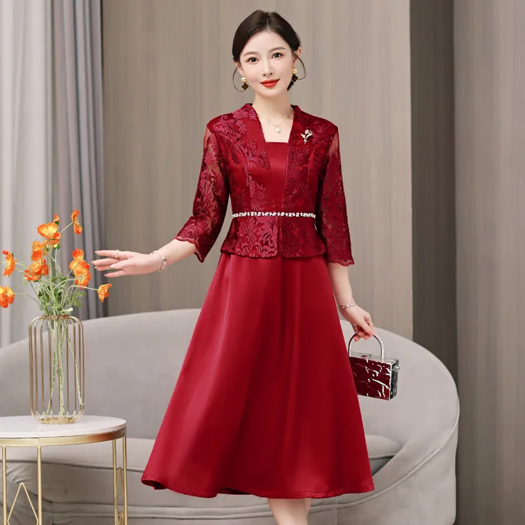 yqwl5623喜婆婆婚宴装礼服裙2025秋季新款重工烫钻酒红色连衣裙