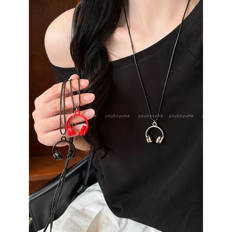 铜皮质项链 银色耳机吊坠项链女高级感ins风长款挂脖锁骨链配饰潮