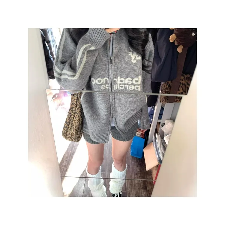 2025新款棒球风翻领拉链毛衣开衫女外套秋装新款韩版宽松针织衫