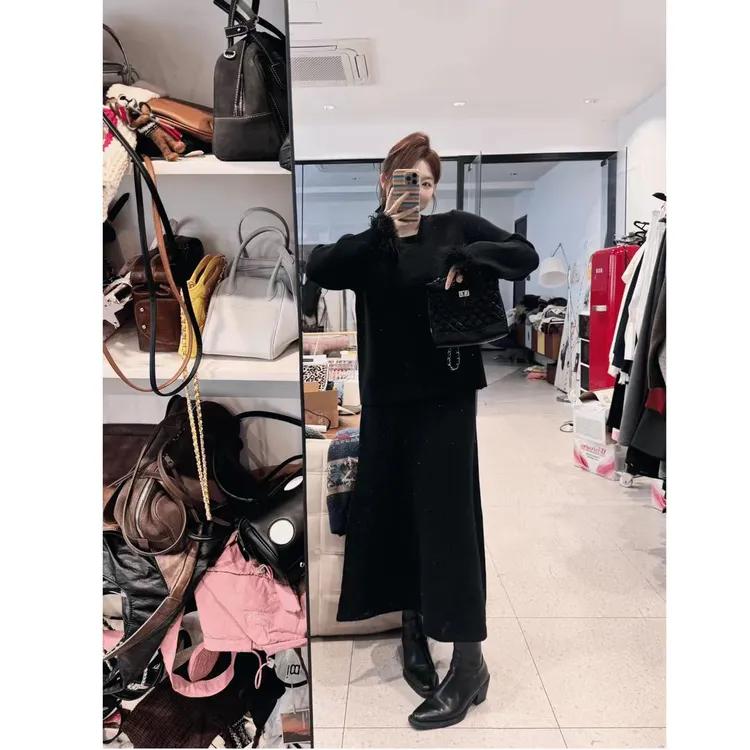 【财阀千金】名媛风袖口拼毛毛圆领毛衣+全松紧高腰A字半身长裙