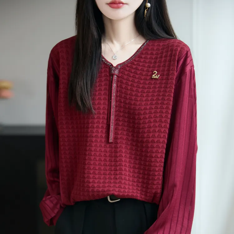 胖mm春秋大码女士v领毛衣遮肚子显瘦气质上衣早秋内搭针织打底衫