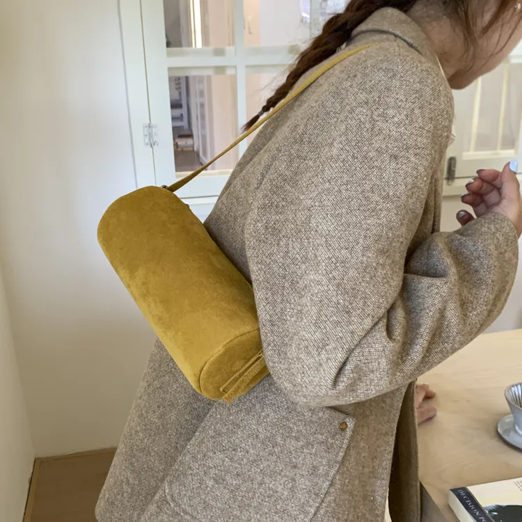 秋冬都市简约拉链圆桶包单肩日韩斜挎包小众美式学院风小包包女