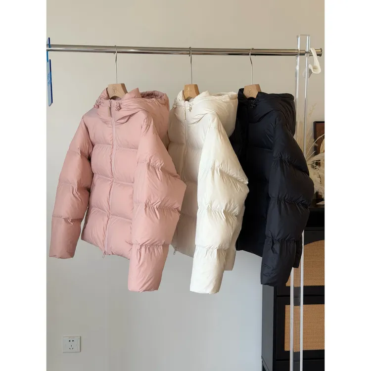 小个子圆圆Y9817芝芝桃桃95白鸭绒加厚连帽羽绒服冬季保暖防寒服