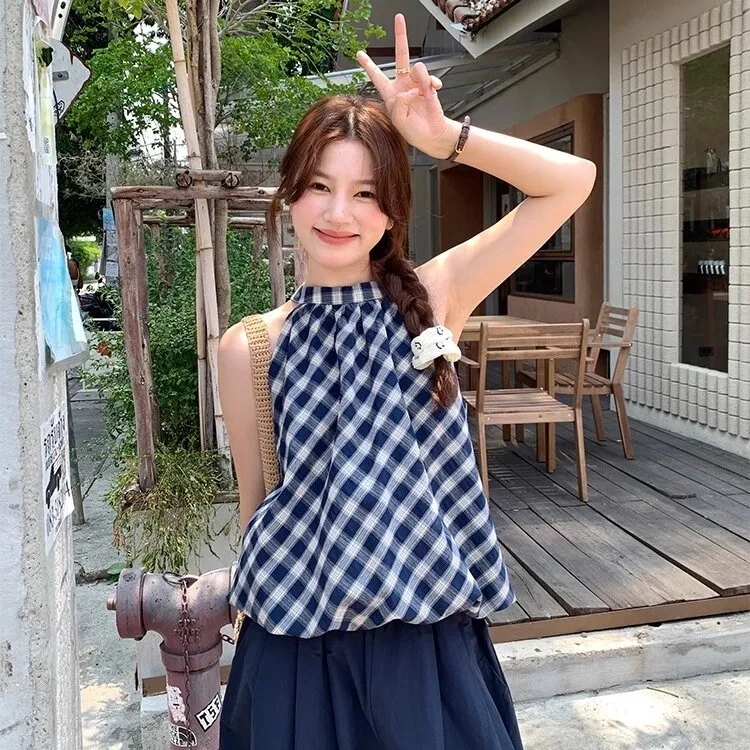 陆小团团复古格纹花苞背心夏季韩系时尚气质甜美显瘦挂脖上衣