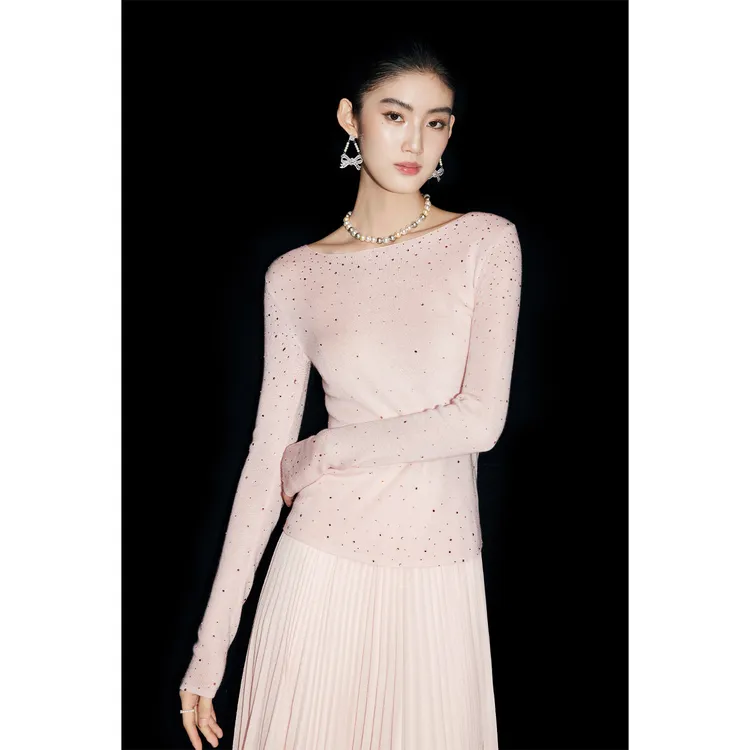 MandyZhang云感一字领烫钻粉色针织衫女春季小上衣