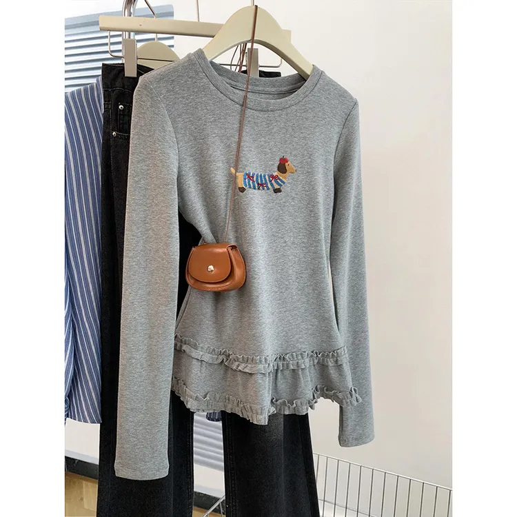 2025春季灰色花边圆领气质内搭打底衫女修身显瘦正肩长袖t恤上衣