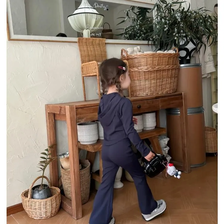 2025春季新款韩版女童时尚百搭连帽外套洋气喇叭裤运动宝宝套装潮