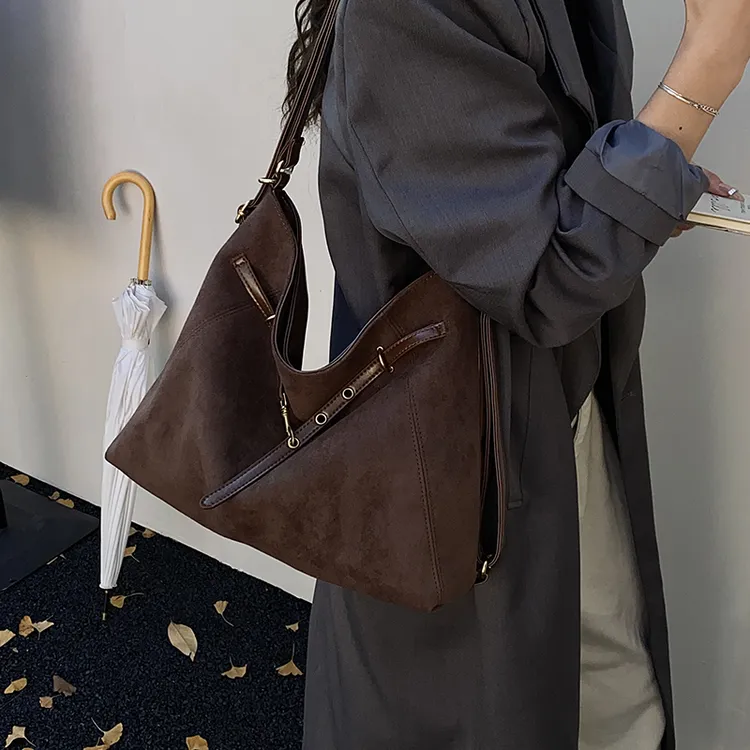 CaeorKvor麂皮绒包女大容量2025新款秋冬休闲单肩斜挎通勤托特包