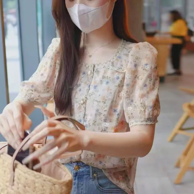 小清新碎花短袖衬衫女2025夏季新款宽松休闲方领衬衣时尚气质上衣