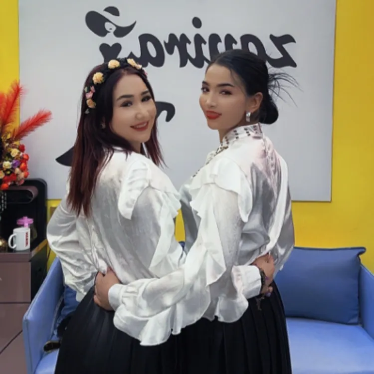 新款两件套 皮裙一套