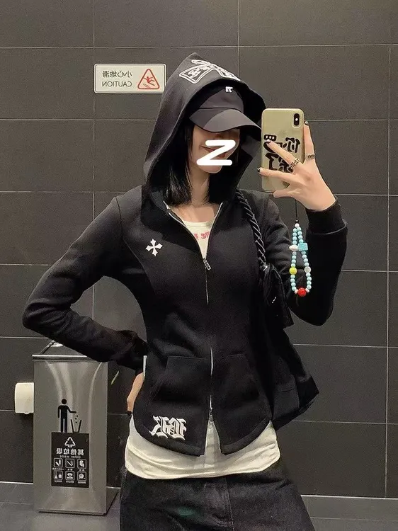花生酱 美式辣妹十字架印花连帽卫衣女修身显瘦收腰短款开衫外套