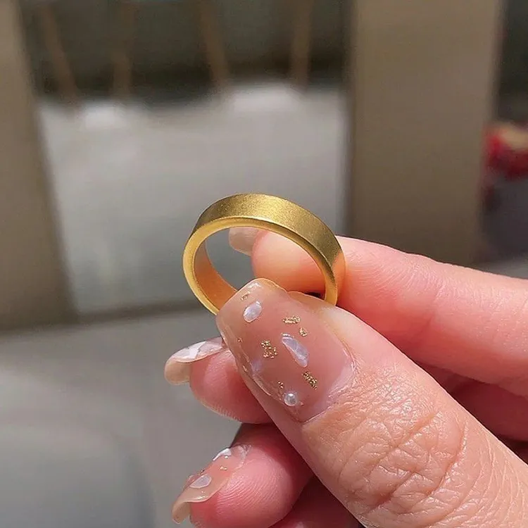 钛钢戒指 古法传承哑光素圈戒指男女小众经典简约情侣指环不掉色