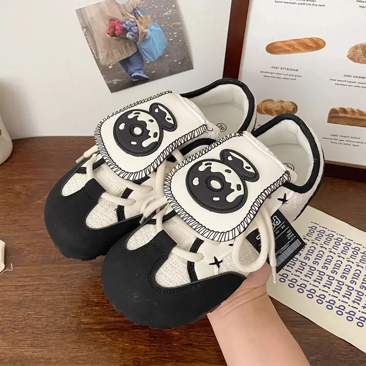 熊猫泡芙鞋女小众设计原创翻盖板鞋丑萌可爱2025新款博肯小白鞋子