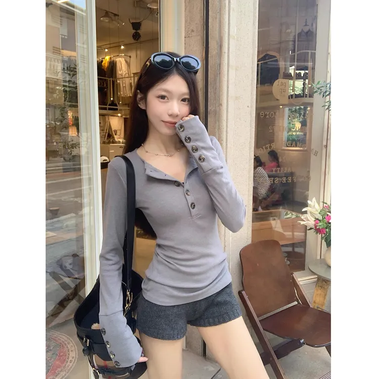 磨毛加绒亨利领纽扣针织衫女秋季2025新款长袖修身保暖打底衫上衣