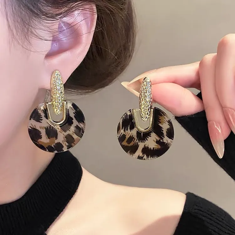 锌合金耳饰 个性豹纹设计感耳环气质秋冬夸张时尚几何网红