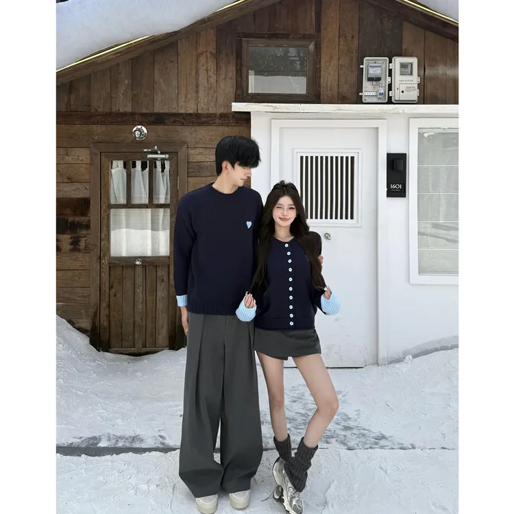 情侣装秋冬2025新款ins超火毛衣男女韩版宽松法式针织衫外套潮牌