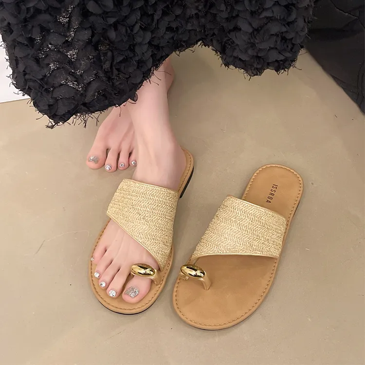 海边度假沙滩休闲拖鞋女2025年夏季新款编织套趾复古软底外穿凉拖