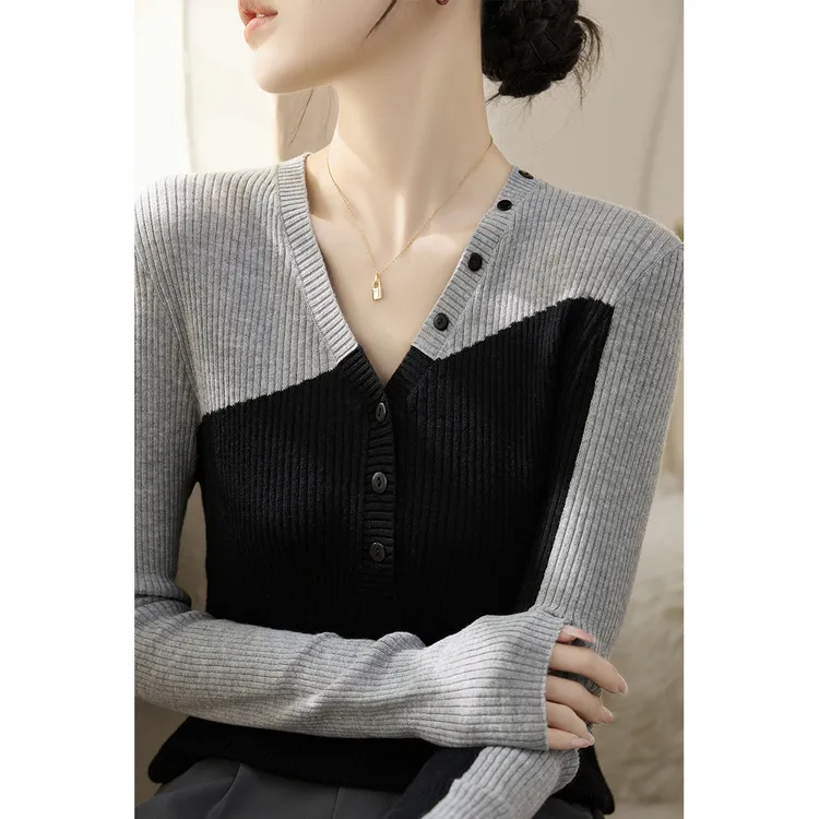 2025秋冬新款法式V领纽扣设计长袖针织衫修身薄款拼色打底上衣女