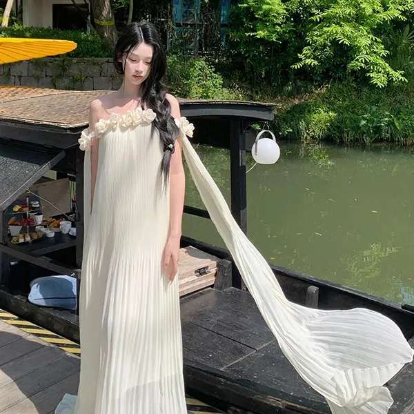 Z16310爆款mm新款仙气白色一字肩连衣裙女夏出游收腰无袖度假长裙