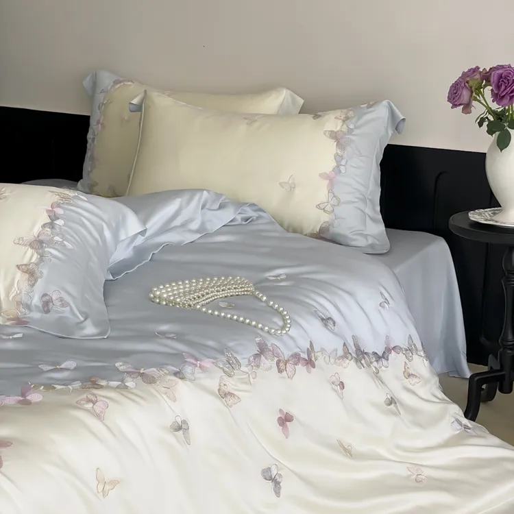 60支A类莱赛尔兰精天丝四件套轻奢刺绣夏季裸睡丝滑凉感被套床单