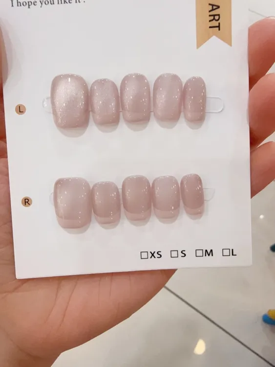 春夏猫眼短款法式白开水风格淡粉高级感穿戴甲片裸色日常简约成品
