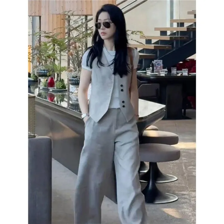 2025高级感显瘦无袖马甲背心阔腿裤时尚休闲运动套装女夏出游穿搭