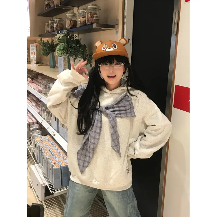 文文不乖原创美式复古蝴蝶结绑带连帽卫衣女秋冬宽松慵懒风上衣潮