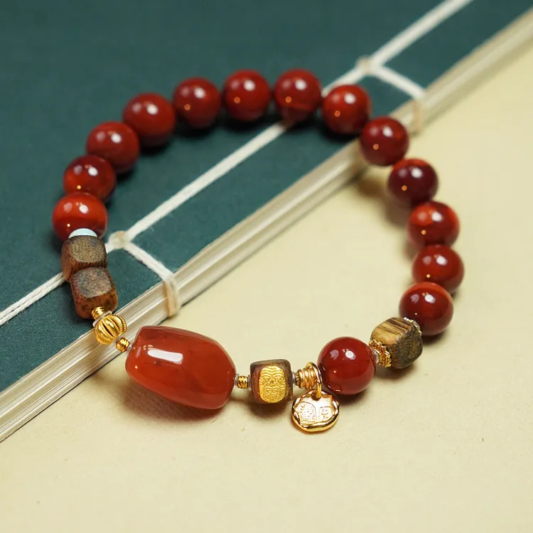 沉香【炽香引禄】9MM+南红火焰纹随形搭配沉香方块珠单圈国风手串
