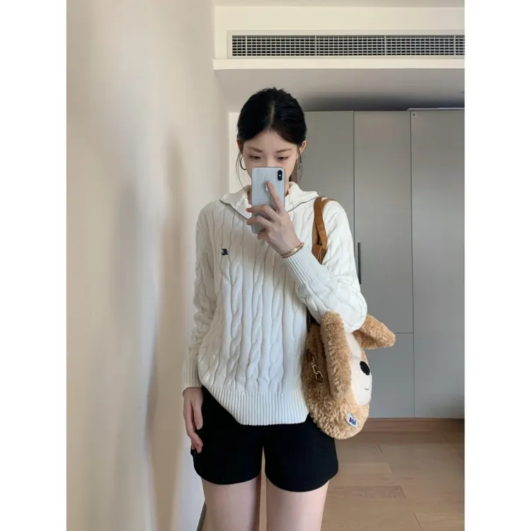 韩系慵懒风休闲白色半拉链针织衫秋季新款复古百搭直筒短裤两件套