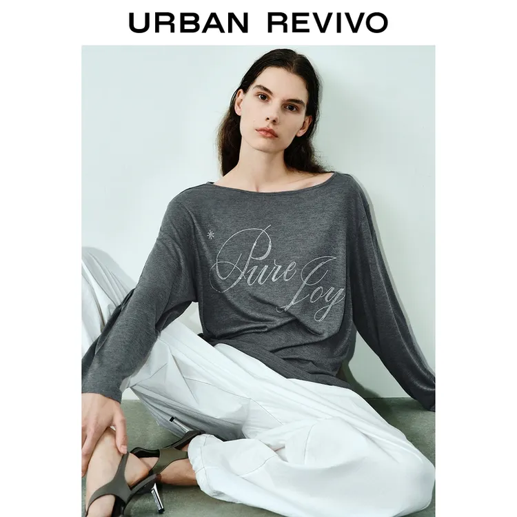 UR2025秋季新款女装休闲高街感字母宽松长袖T恤UWJ450114