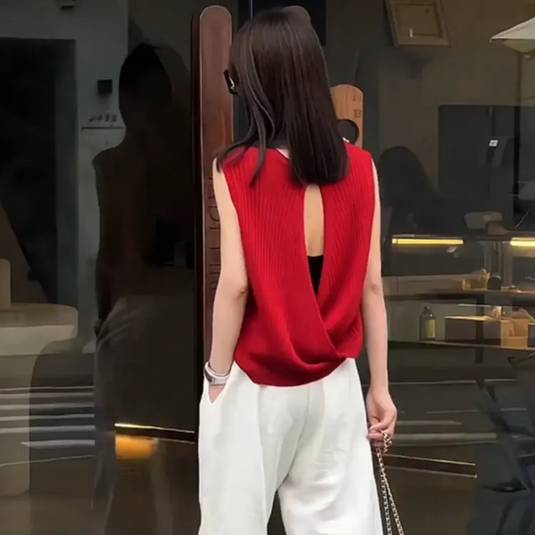 独特漂亮小衫无袖针织衫夏季女装时髦洋气设计感后背镂空薄款上衣